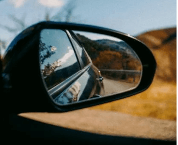 Which accessories are most popular among car buyers? Side Mirror 